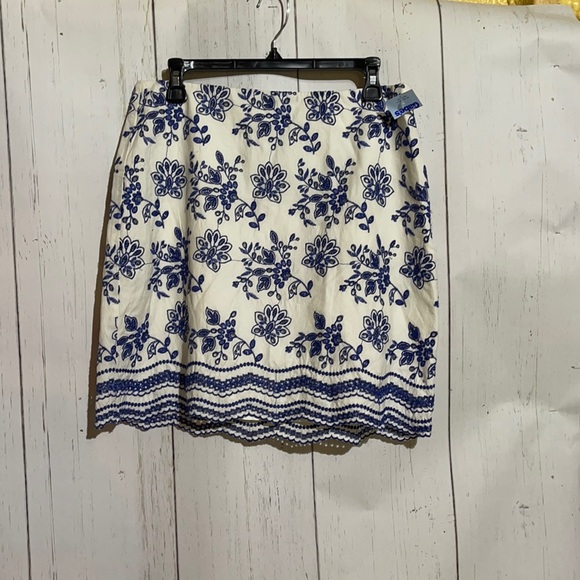 LOFT Dresses & Skirts - NWT loft skirt.